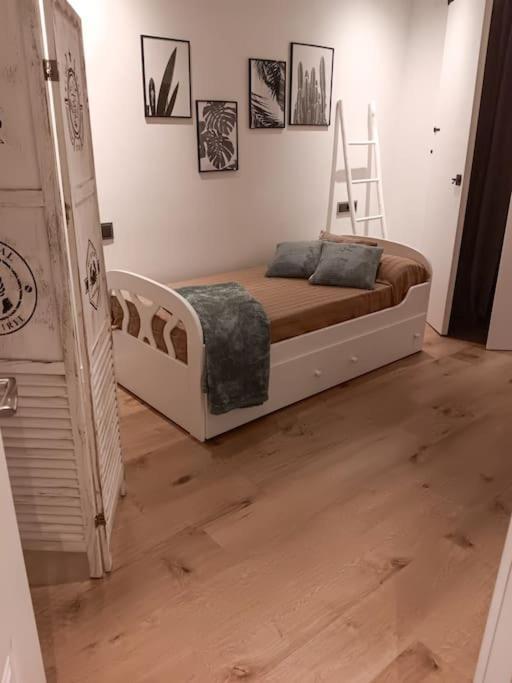 Bermudo III Vut-Le-784 Apartment Leon Bagian luar foto